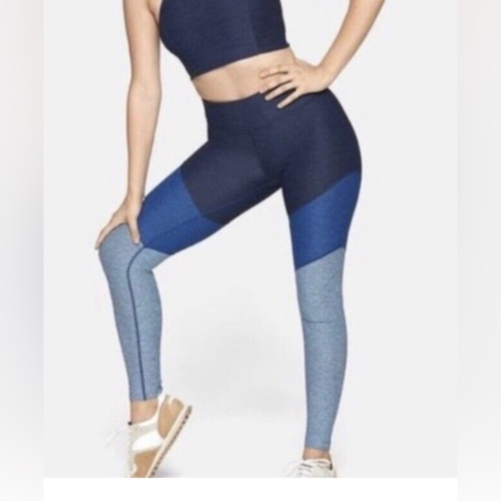 Outdoor Voices color block 7/8 legging